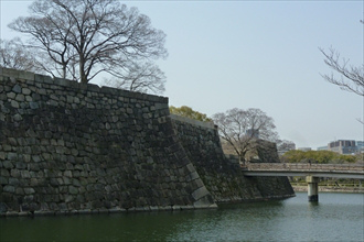 �Ɋy���Ŗ{�ۂ�