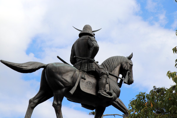 伊達政宗公の騎馬像