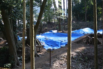 ���@������