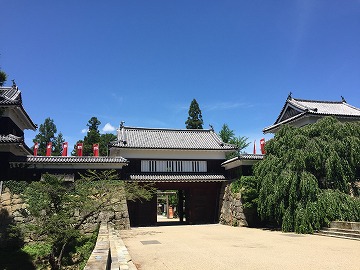 ���Ռ��E��