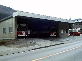 �����S���ۍ����E���c���^�N�V�[�E�o�X�Ԍ�