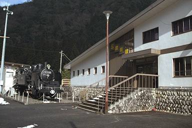 �����O�i���w�O