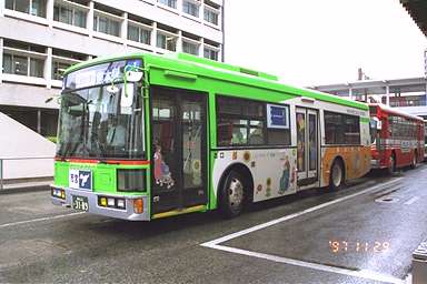 �F�{�s�c�o�X�̂t�c�m���X�e�b�v��@�F�{��ʃZ���^�[