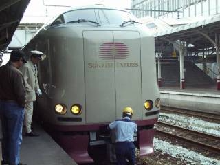 �T�����C�Y�؂藣����Ɓ����R