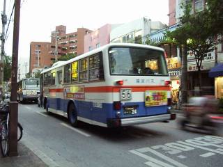 �����o�X�E�t�c(�����l�s�c�ꓪ)