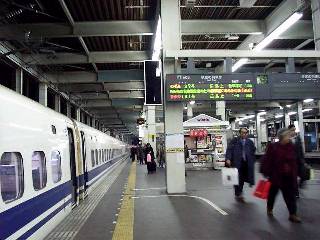 700�n�̂���27��@�L���w