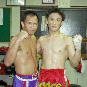 �r�f�I�̐l��