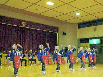 ���K���i