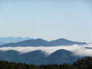 ���������ӂ̎R�X