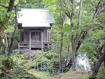 止滝神社と止滝