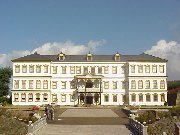 ����z�R������