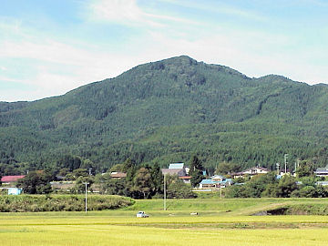 �O�m�x�̎R�[�ɘȂޏ��ْn��