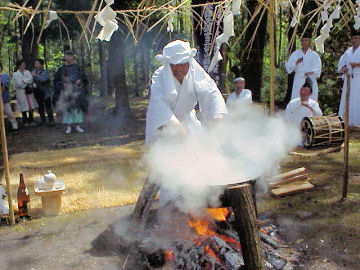 ���ٓV���{�O��R���q�匠����