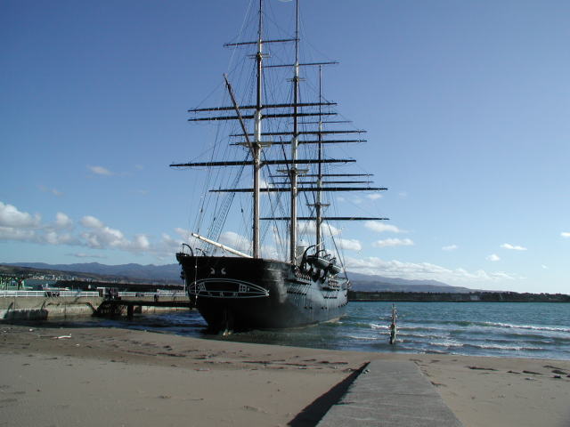 �w�ʂ��猩���J�z�ہB��������Ȃ������̂��c�O�ł��B