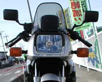 ���ʂ��猩��Ɛ�������̂́A�o���u�̃R�[�e�B���O��������B����p�x��ς���ƁA���̎ʐ^�̂悤�ɃN���A�Ɍ�����悤�ɂȂ�