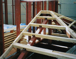 �S���̏�̖؍\���������n