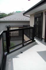 ������ɐ݂��Ă���o���R�j�[�������L�X�Ƃ��Ă���