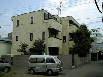 ���X�Ƃ����O��