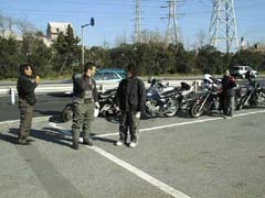 �R���r�j�ł�����Ƌx�e......