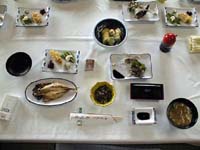 �y���فz�̒��H���j���[