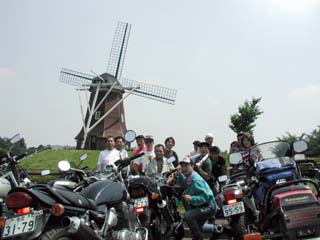 ���Ԃ��o�b�N��