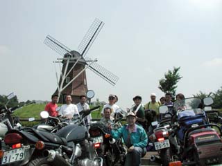 ��ԃo�����X�悭�ʂ��Ă��邪�n�쎁�����ʂĂĂ���