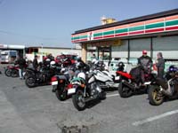 R297�����̃Z�u���C���u���ŋx�e�B�󂪋C��������