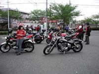 �Ō�̈�l���҂ĂǕ�点�ǂ���Ă��Ȃ�