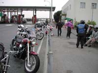 �y�x�m����z�L�����H�z�̗������e�ŋx�e