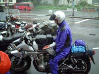 ���u���I���݂�Ȃ̑҂R���r�j�ɋA�ҁI