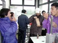 �~�j�X�g�b�v�͓X���ň��ݐH���ł���̂ŁA���V��̎��ɂ͂ƂĂ�������