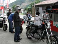 �l�ԗl����ɂ���ӂ������ɂȂ�o�C�N�B�A�̐}