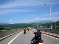 �q292�y���Ó��H�z�ő��ÂɌ������B�L���󂪋C��������