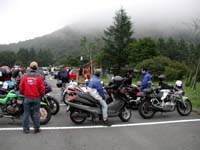 �Y���΂ɓ����B�K�X���Ă���l�q�������邩�ȁH