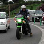 ��ɃX�^�[�g���Ă����m�쎁��ZRX1200R