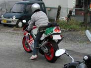 �j�J���j����