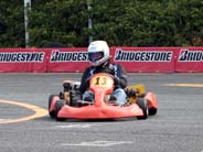 �r�}�i���j