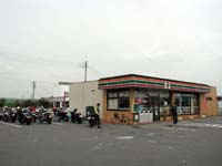 �����R���r�j���ƌ������͂قƂ�Ǖς��Ȃ�