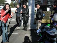 �^�o�R�z���̐l�����͊O�ł̒��H