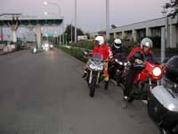 ���{ �h�b�ɓ��B