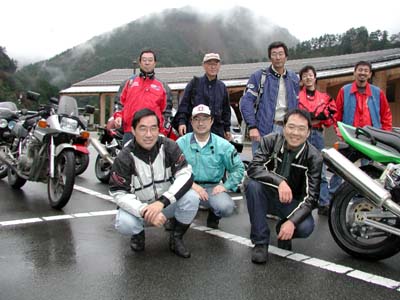 �y�̂߂������z�̒��ԏ�ɂāB�A��ۂɂ͍~���Ă����̂ŁA���B�e���Ă����Đ����������B����̌����͂�������͌����Ȃ��ʒu�ɂ���