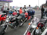 �S�z������������x�e