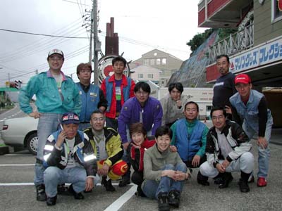 �y���{�C�N���Z���^�[�z�ɂāB���̊Ŕ����������悤�Ƃ������A�����ɂ��l�ŉB��Ă��܂���