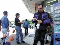 �A�������A�Ƃ�����菋���ăA�C�X�ŃN�[���_�E������l���قƂ��