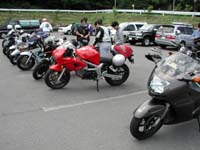 �y���̉w�Ȃ��Ɓz�ɒ������o�C�N�B