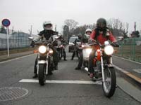 �h �q��̑O�Ő��f���ꂽ����