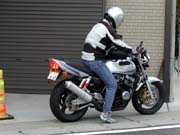 �n�q��������