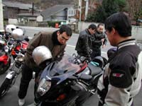 �u�n���u�T���đ�����ł���ˁH�v�Ɣ`�����ނj����