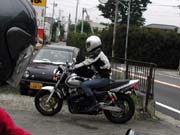 �n�q������