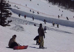 apr4p18.jpg (13913 �o�C�g)